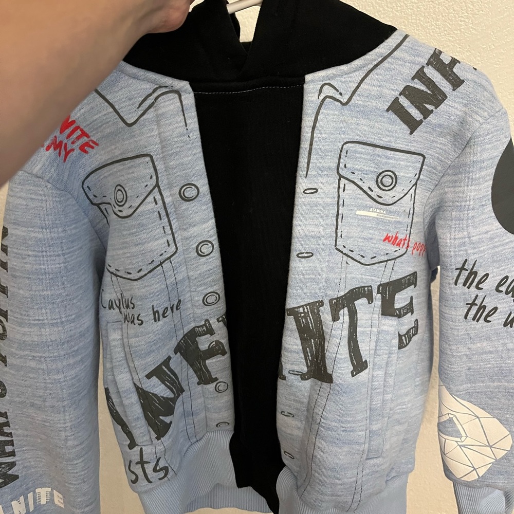 Caylus Sweater (Popular YouTuber for Gamers)